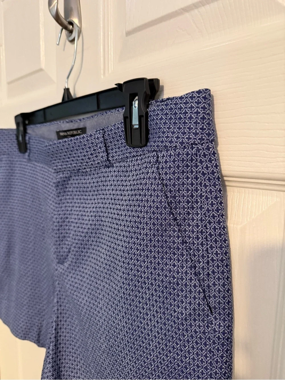 Banana Republic Navy Micro Diamond Pattern Women's Shorts - Picture 3 of 5